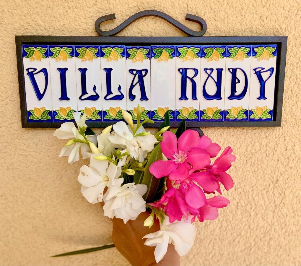 Villa Rudy Holiday Home 奈维斯 外观 照片